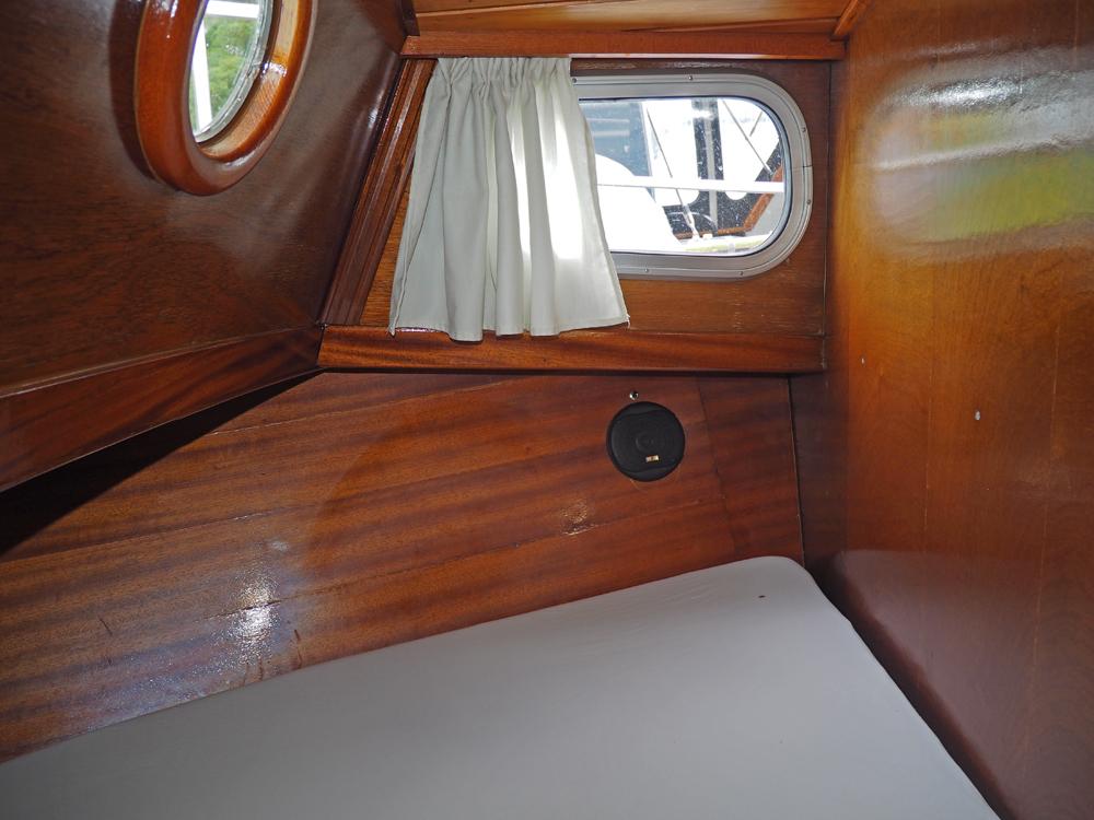 Fore ship, Accommodation